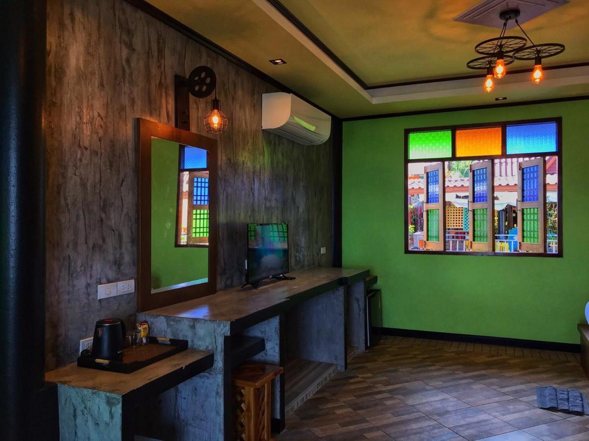 Mangrove House Lanta Old Town Hotell Ko Lanta Eksteriør bilde