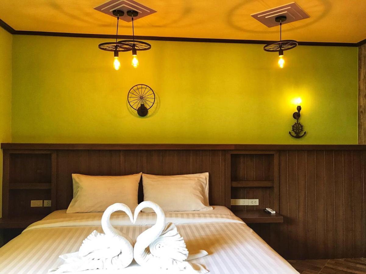 Mangrove House Lanta Old Town Hotell Ko Lanta Eksteriør bilde