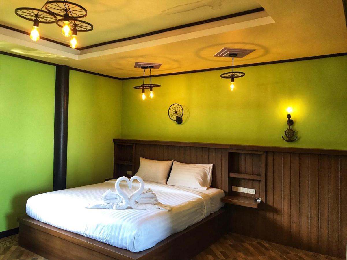 Mangrove House Lanta Old Town Hotell Ko Lanta Eksteriør bilde