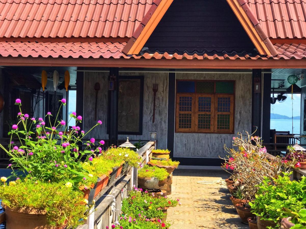 Mangrove House Lanta Old Town Hotell Ko Lanta Eksteriør bilde